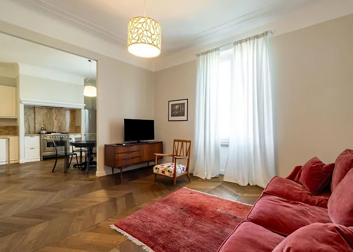 Citta Studi Elegant Huge Apartment