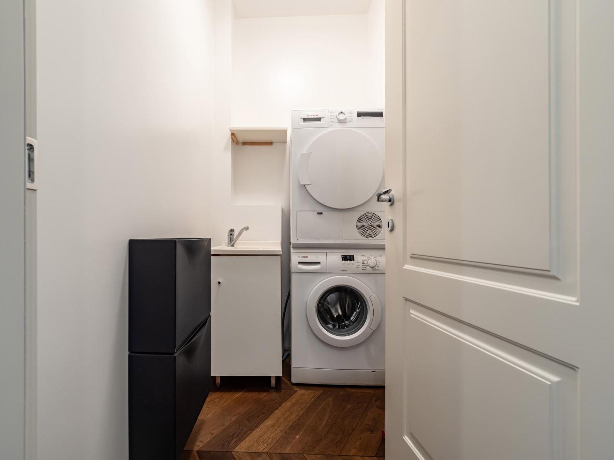 Citta Studi Elegant Huge Appartement