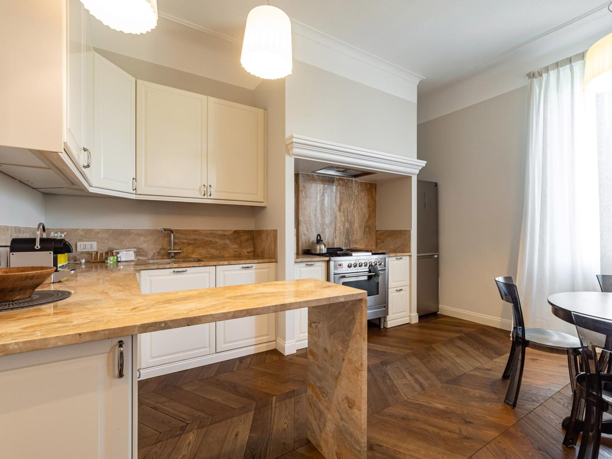 Citta Studi Elegant Huge Appartement